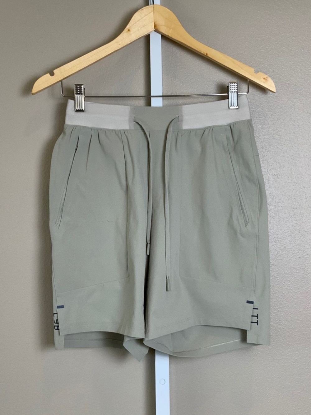 Lululemon License to Train Linerless Short 7"